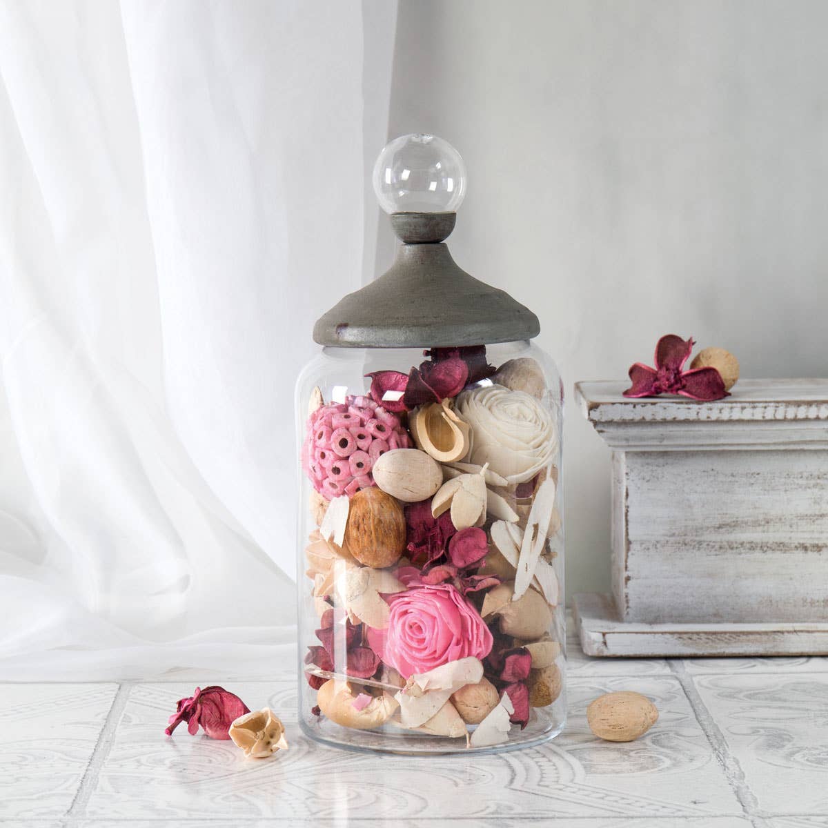 RD GLASS JAR W/METAL LID