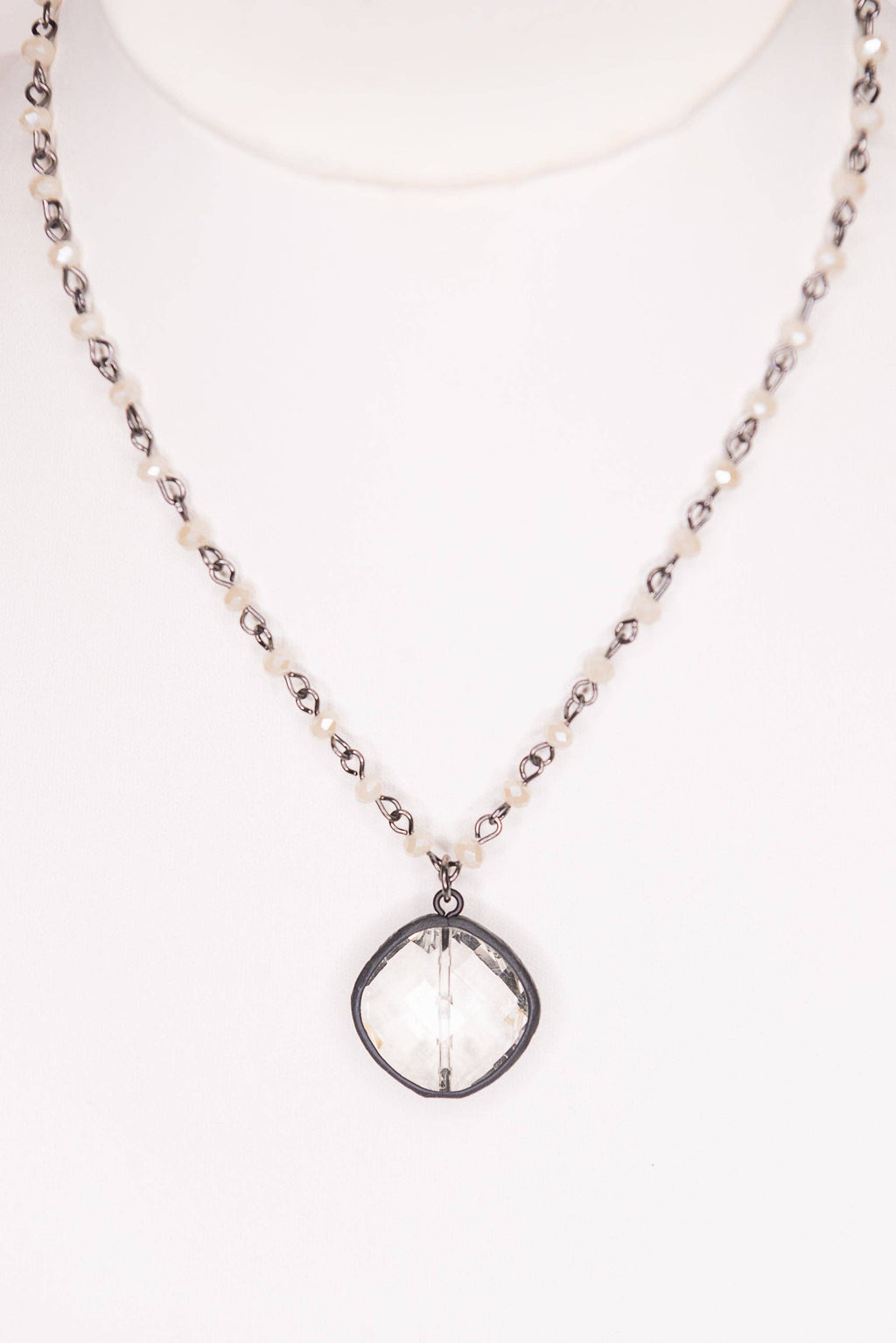 Ariel Necklace in Cream